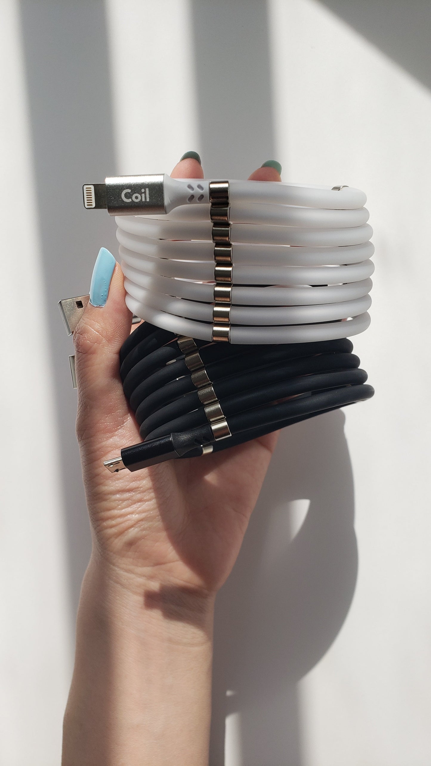 Coil – Self-Coiling Charger
