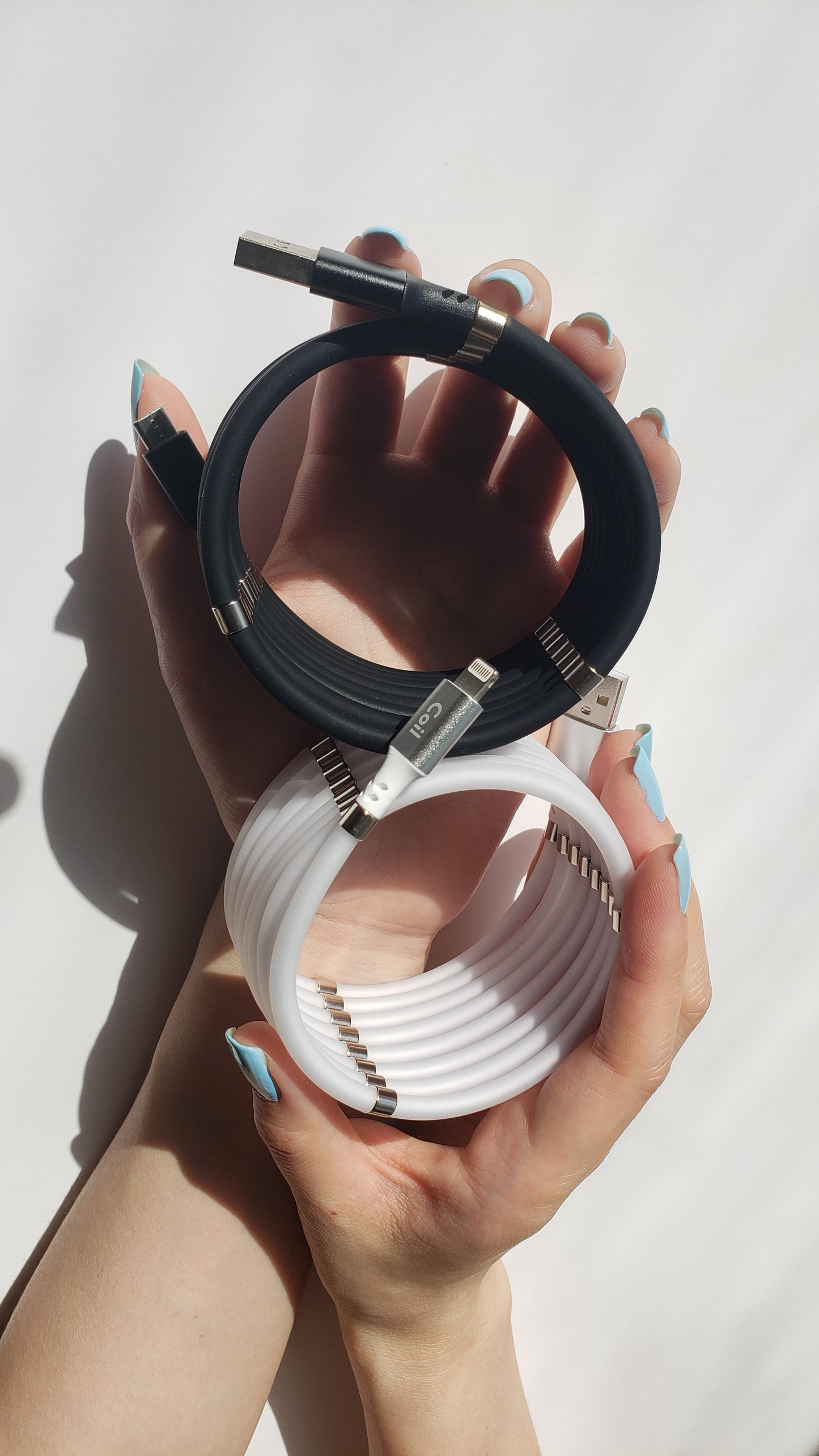 Coil – Self-Coiling Charger