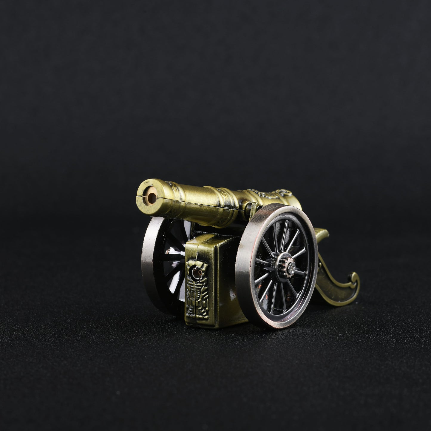 Cannon Lighter