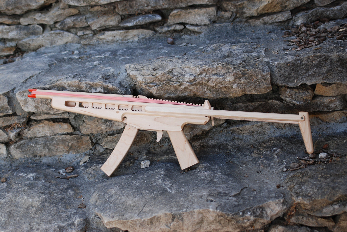 Model MP5 Rubber Band Machine Gun with Sliding Stock
