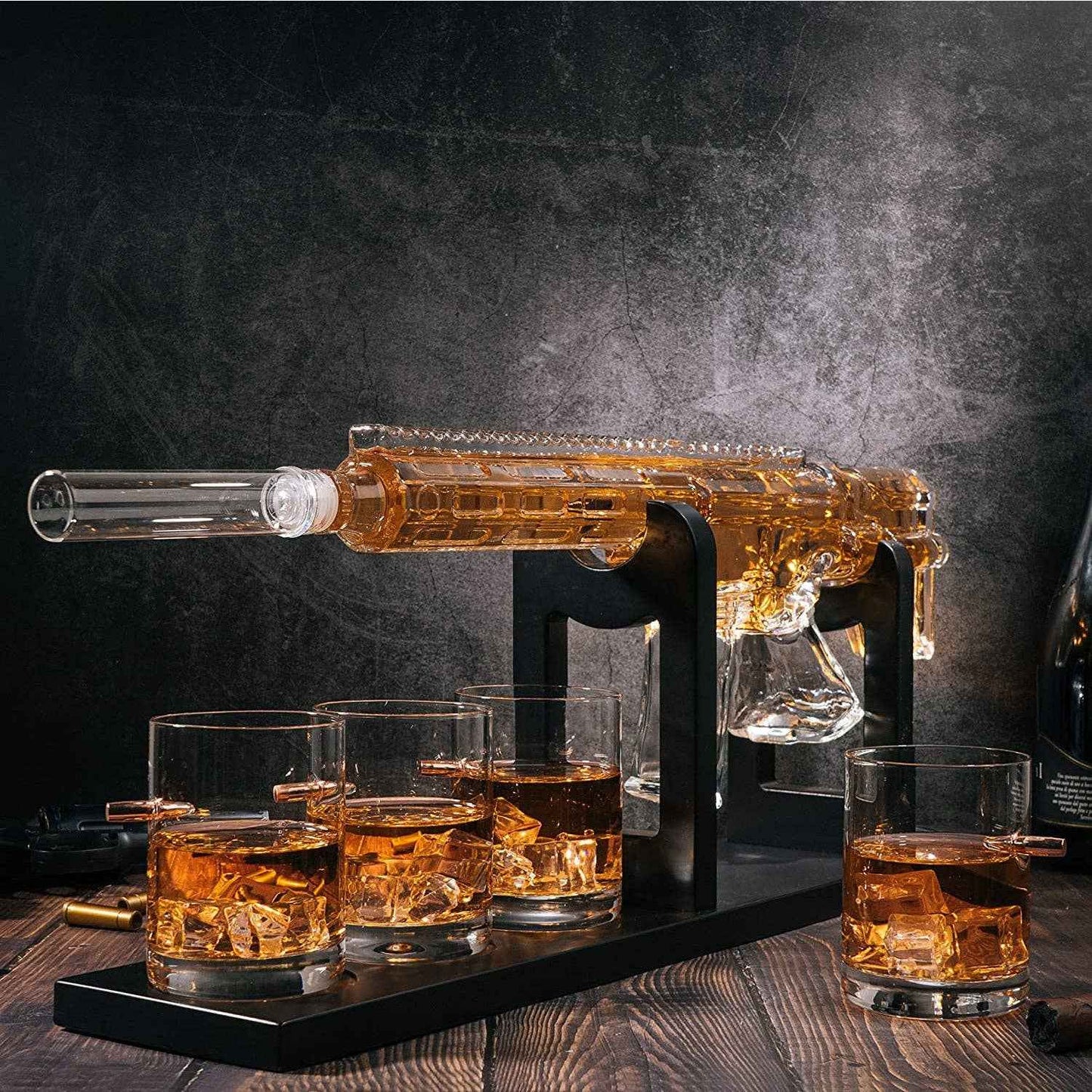 AR15 Whiskey Gun Decanter Set 1000 ml & 4 Bullet Glasses